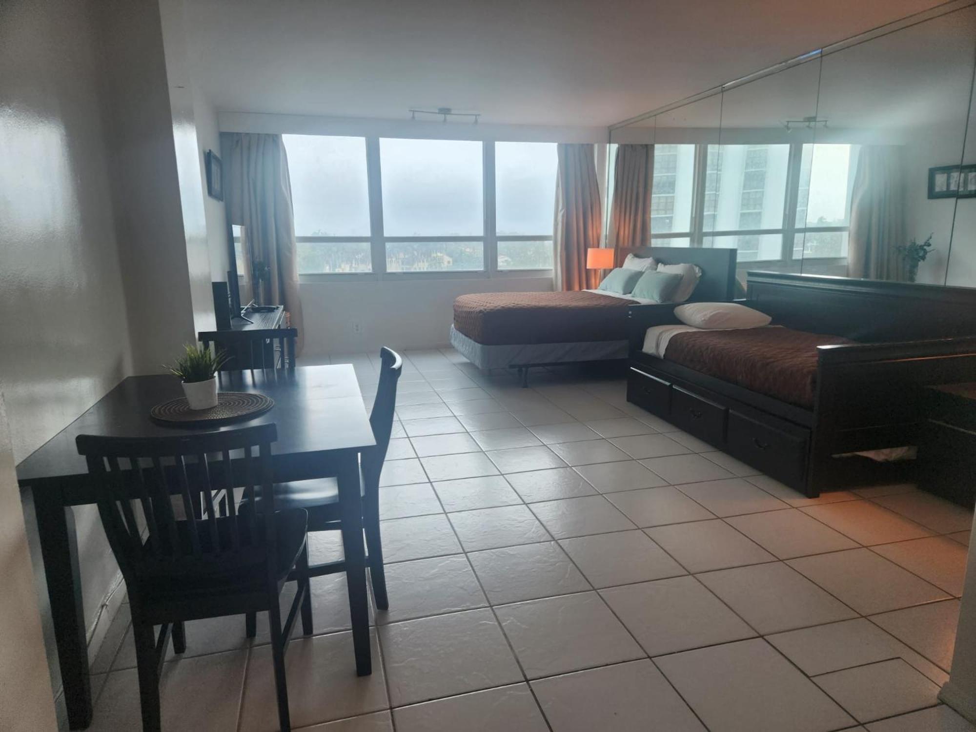 L&D Vacations Rentals Miami Beach Buitenkant foto
